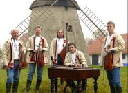 Vtejte, senioři! - Putování na Velehrad a Moravský ples na Žofíně