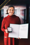 portret-js_stuha